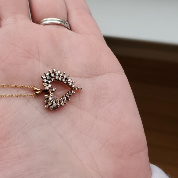 Vintage Kay Jewelers gold and diamond heart neclace - Picture 3 of 6